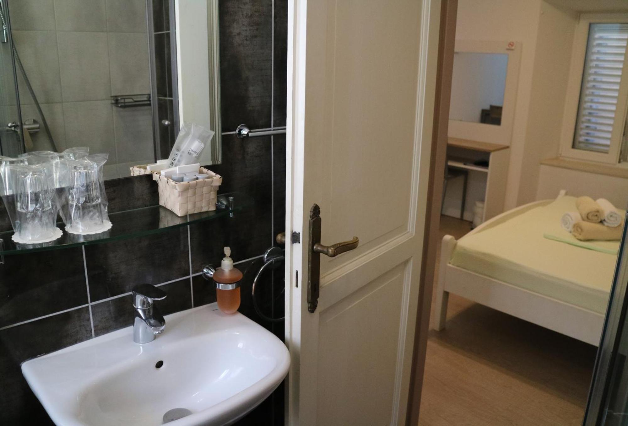 Studio Apartments & Rooms Lela, Sipan Island 시팬스카루카 객실 사진